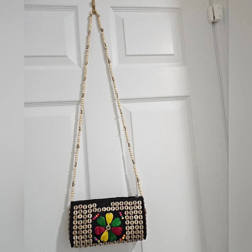Handcrafted Beaded Flower Crossbody Bag in Natural and Multicolor - Picture 9 of 10